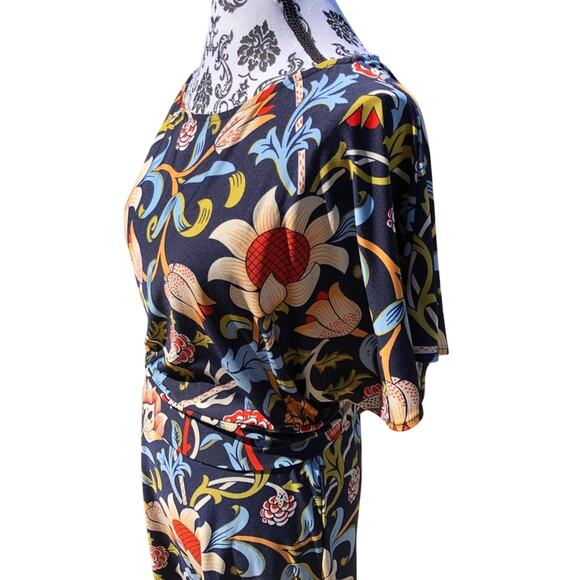 BCBGMAXAZRIA Floral Midi Dress size XSmall - Picture 4 of 6